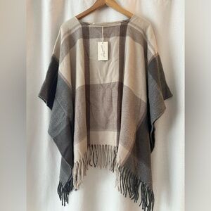 Universal Thread Plaid Poncho with Fringe